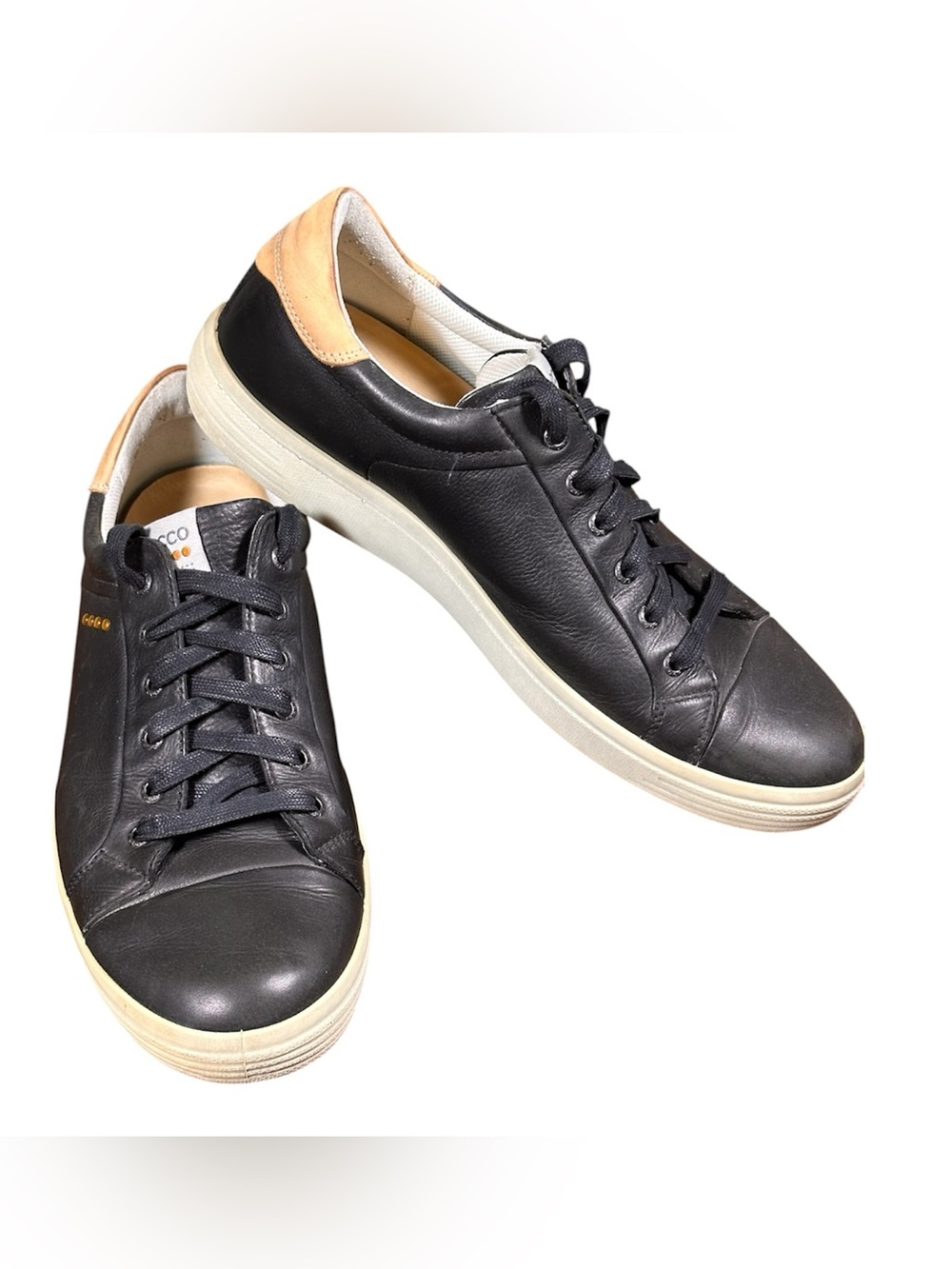 ECCO Men’s Leather Spikeless Golf Shoes HYDROMAX Extra Wide Black